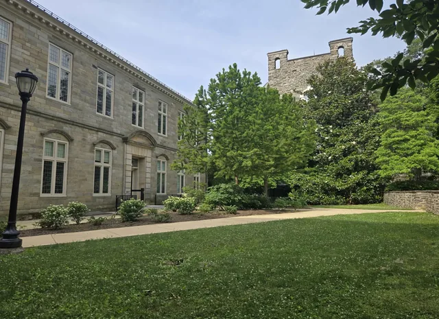 Hilles Hall